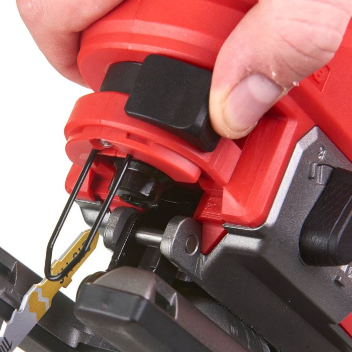 Close-up of MILWAUKEE® M18 FUEL Cordless Jigsaw with FIXTEC blade clamp, keyless bevel adjustment, and 5-stage pendulum action Close-up of MILWAUKEE® M18 FUEL Cordless Jigsaw with FIXTEC blade clamp, keyless bevel adjustment, and 5-stage pendulum action